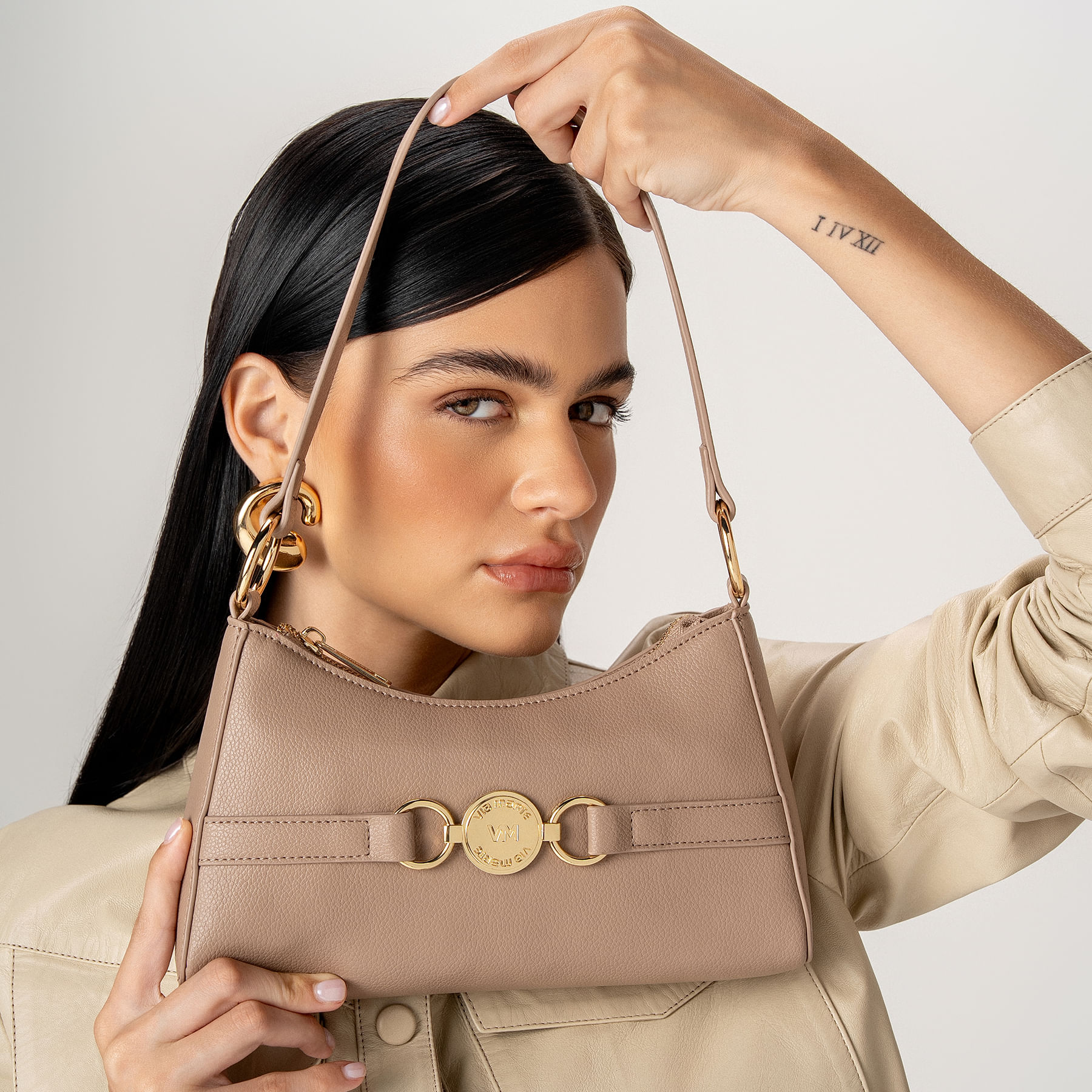 EB2-719-01 292369 FENDI.jpg?v=